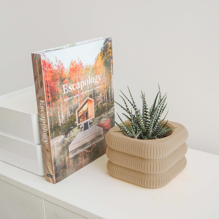 Tan Yew Planter