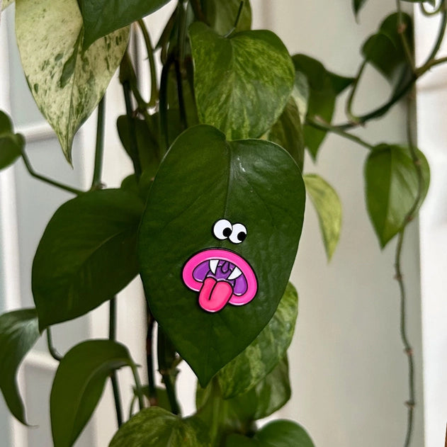 Drac Mouth Plant Magnet